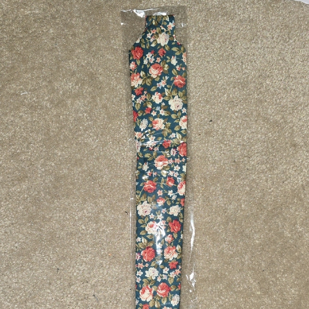 Floral Patterned Tie
